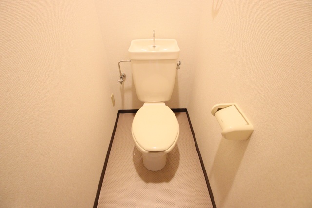 トイレ　※別部屋の参考写真の為、原状優先です。