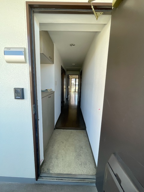 玄関　※別室参考写真※★収納力のあるシューズボックス★