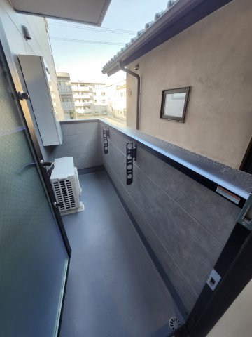 バルコニー　落ち着いた時間を過ごせるバルコニーです