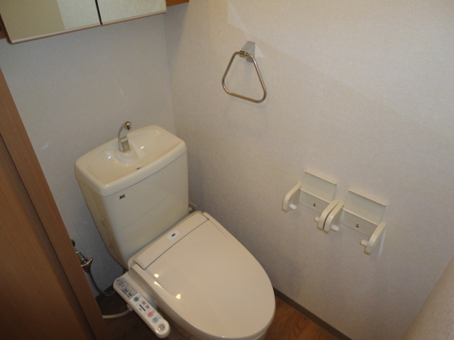 トイレ　シャワー付トイレ