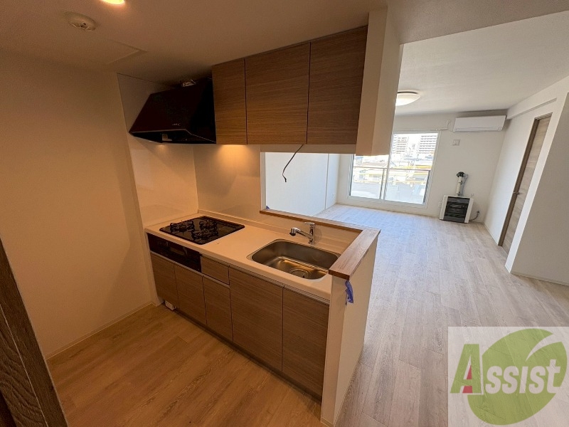 キッチン　リビングが見渡せる対面キッチンになってます。