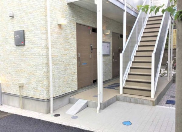 エントランス　建物入口