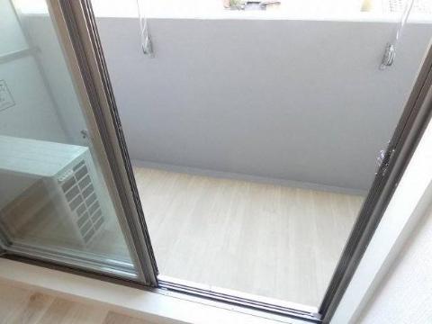 バルコニー　ベランダ