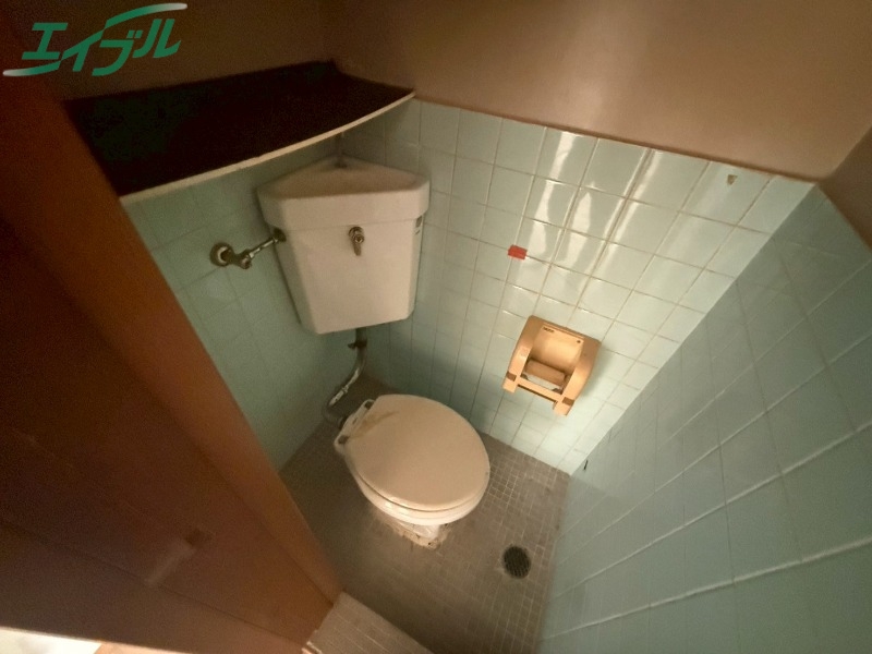 トイレ　同物件別室画像