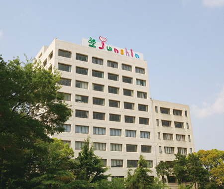 大学・短大　純真学園大学（大学・短大）まで395m