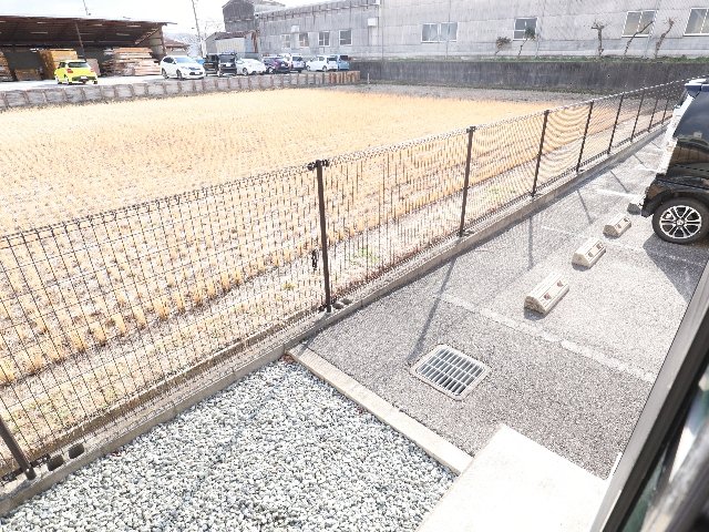 庭　お庭が付いています