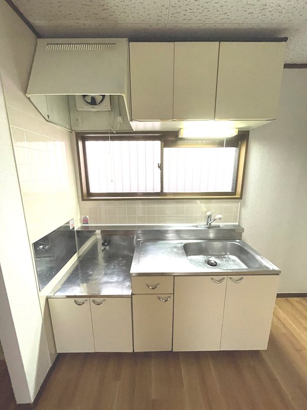 キッチン　ガスキッチン(2口コンロ設置可)