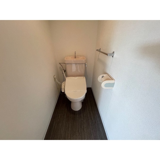 トイレ　ゆったりとした空間のトイレです