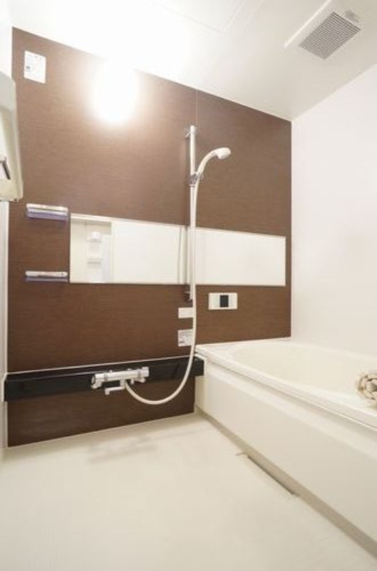 バス・シャワールーム　図面と現状に相違がある場合には現状を優先