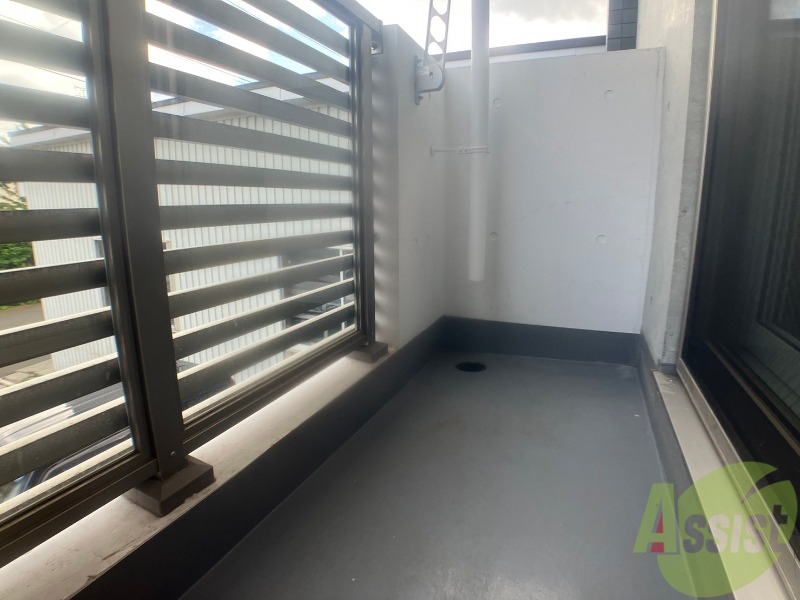 バルコニー　バルコニーが付いていますので一息ついてみてはいかがですか。