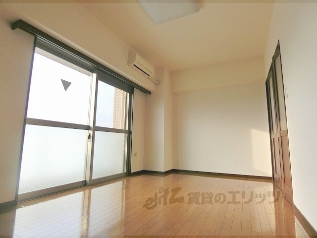 居室・リビング　洋室