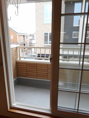 バルコニー　バルコニー付きです