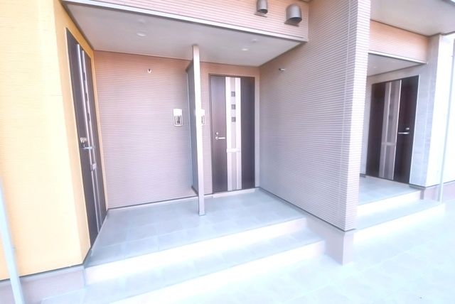 エントランス　エントランス