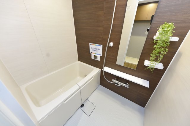 バス・シャワールーム　浴室