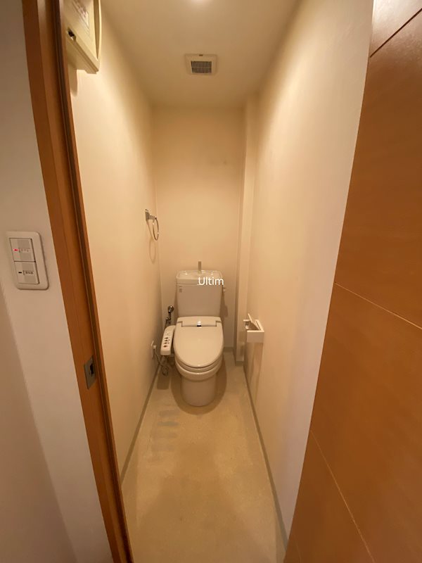 トイレ　※別のお部屋の写真です