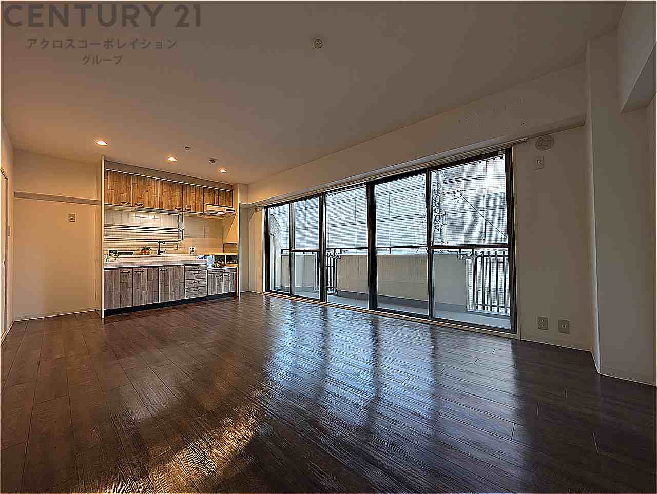 居室・リビング　こちらのリビングで趣味の時間をお楽しみください