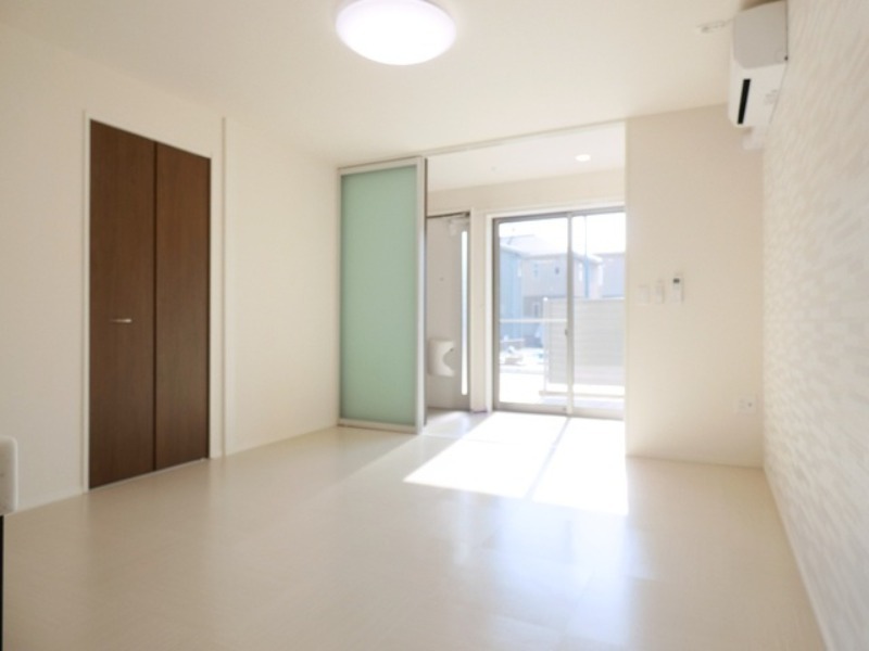 居室・リビング　図面と現状に相違がある場合には現状を優先