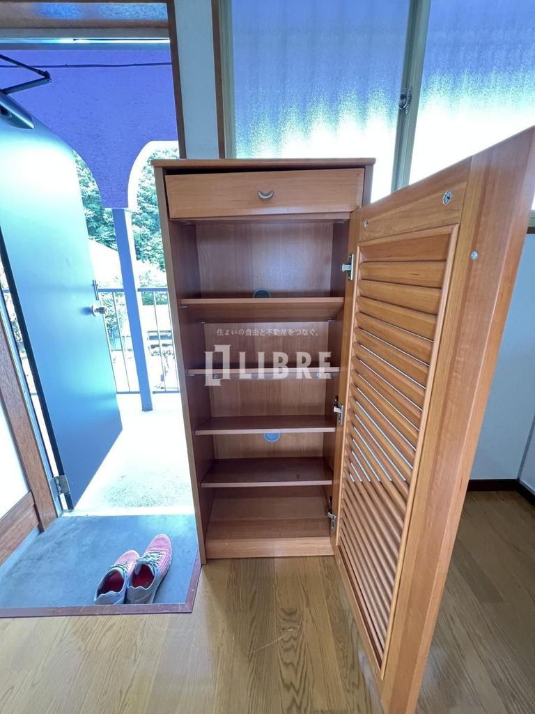 収納　エントランス