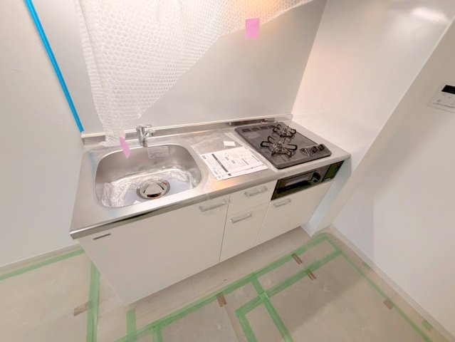 キッチン　作業のしやすい広めのキッチンです。