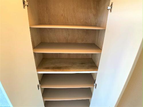 玄関　設備・仕様は号室により異なる為、現況を優先致します。