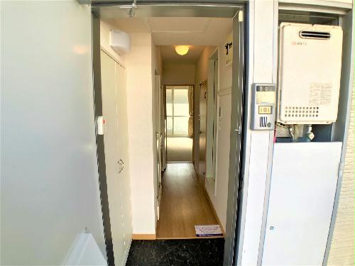 エントランス　設備・使用は号室により異なる為、現況を優先いたします。