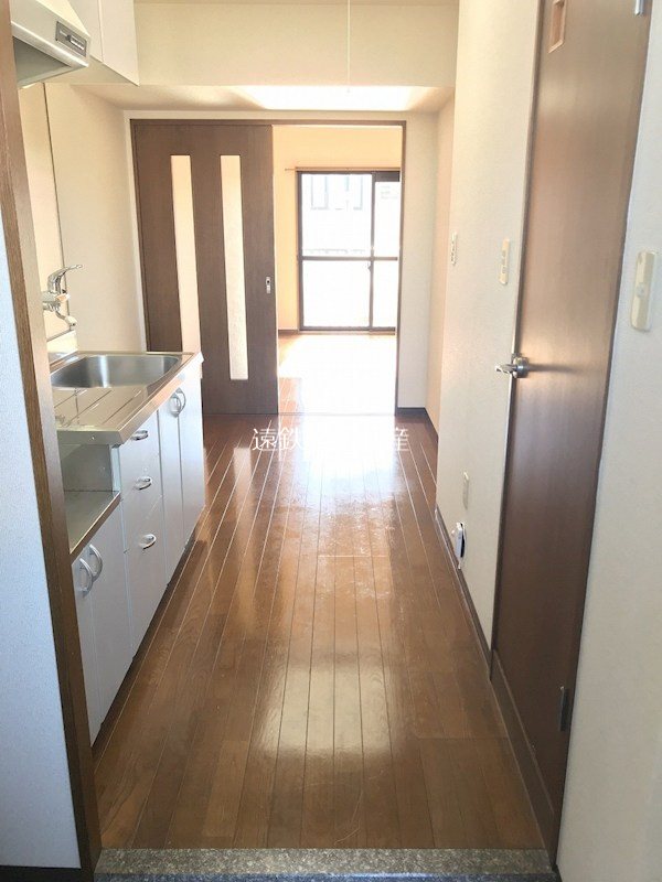 玄関　※同タイプのお部屋です