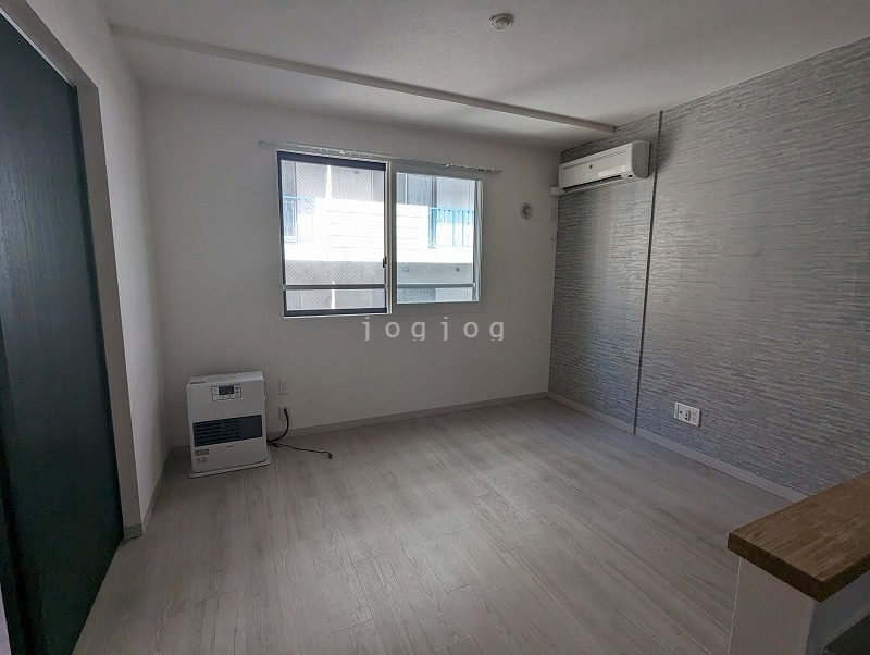 居室・リビング　同号室タイプ写真