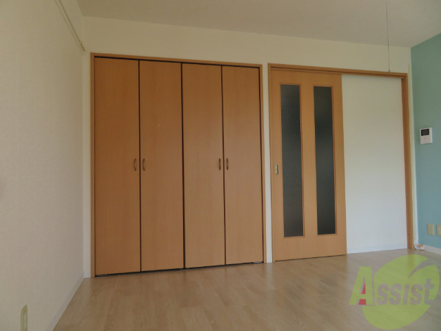 収納　クローゼットがありました。お洋服や荷物はここへ