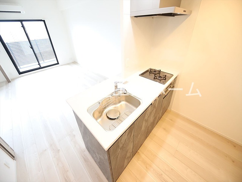 キッチン　カウンターキッチン　（2口コンログリル付）　食器洗浄乾燥機付