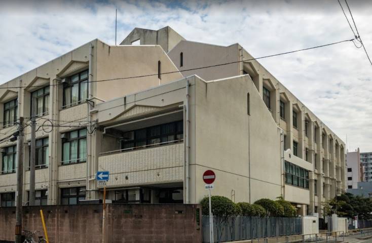 小学校　中津小学校（小学校）まで5059m