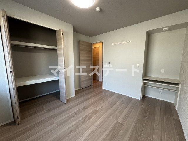 居室・リビング　別部屋写真使用