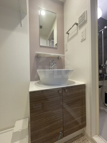 洗面設備　MELDIA　CREST　TAPP難波WEST（メディアクレ