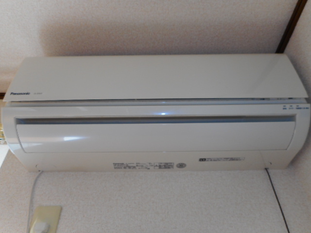 その他　エアコン付き