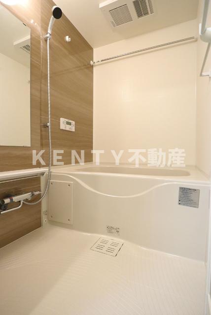 バス・シャワールーム　バス