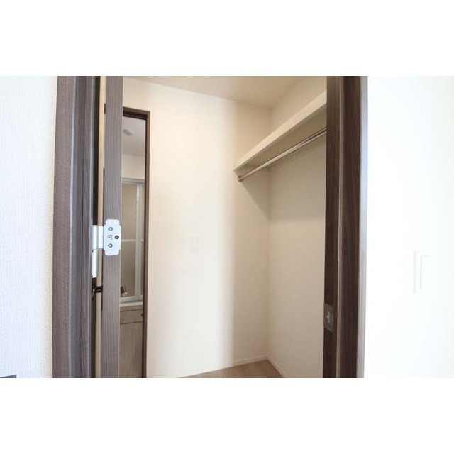 収納　※ウォークスルークローゼット