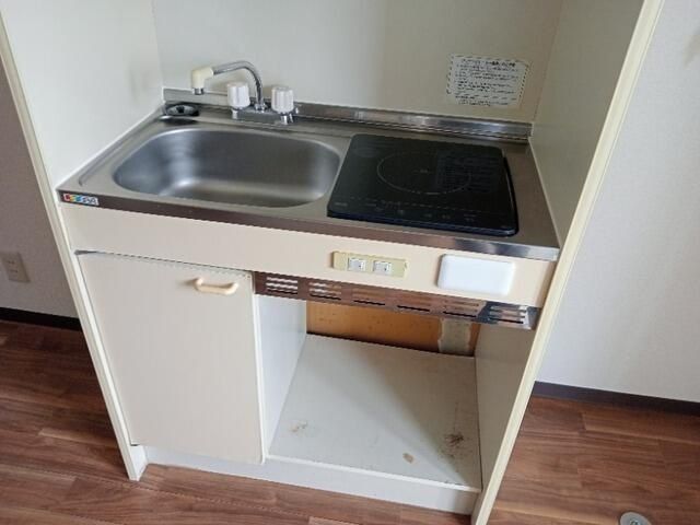 キッチン　同建物別号室