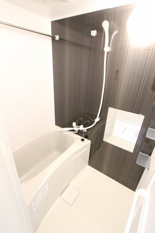 バス・シャワールーム　※同タイプ参考写真になります。