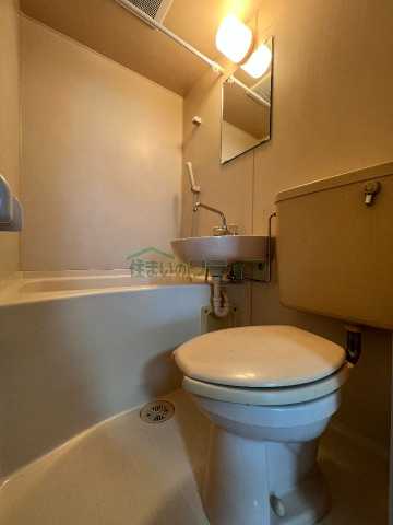 バス・シャワールーム　別部屋参考写真