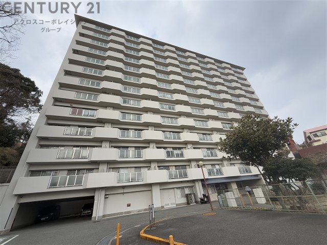 建物外観　エレベーター完備☆