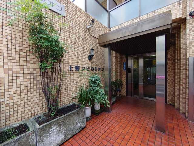 ロビー　上野アビタシオン