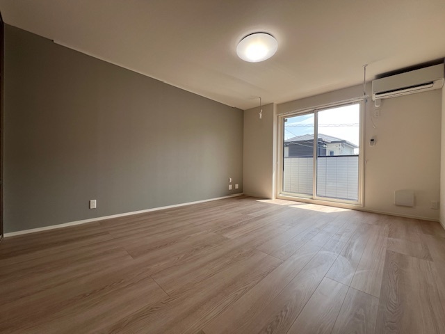 居室・リビング　同施工新築参考画像