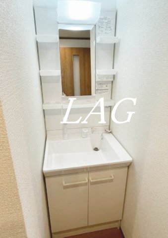 洗面設備　洗面台です。