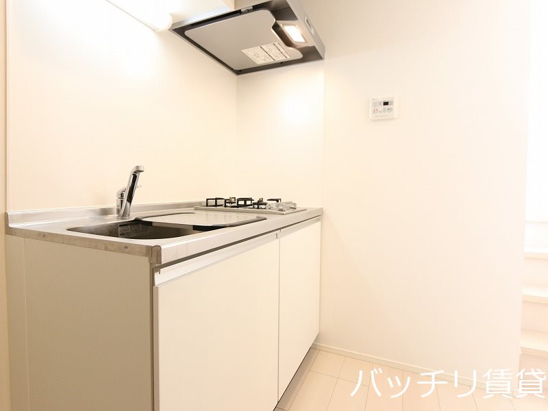 キッチン　同型タイプの為、現状を優先致します。