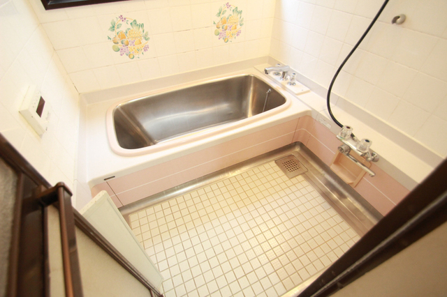 バス・シャワールーム　※別室のお写真を参考にしております