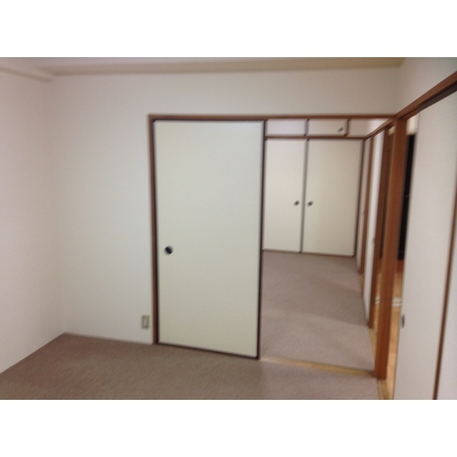 居室・リビング　洋室