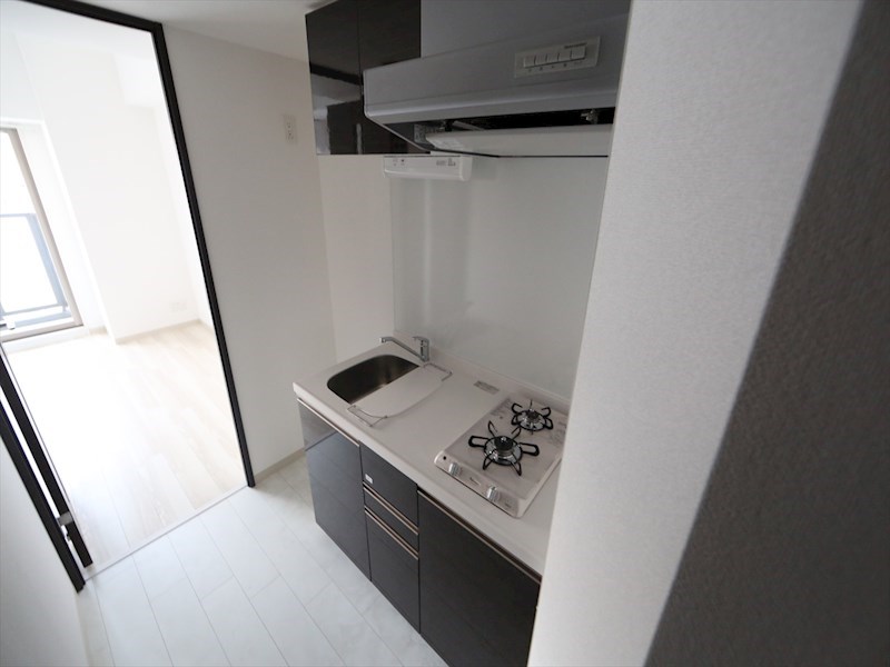 キッチン　システムキッチン（ガス2口コンロ付）