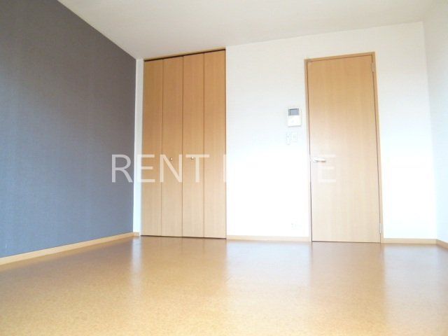 居室・リビング　洋室８帖