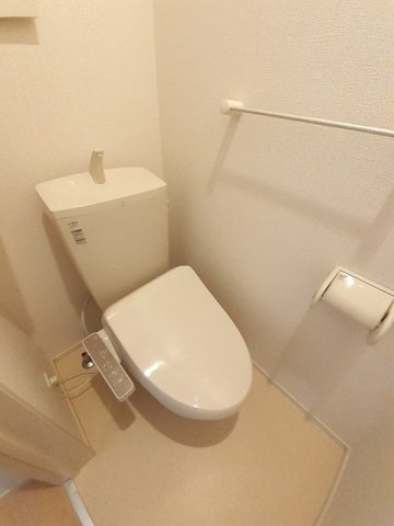 トイレ　トイレもきれいです