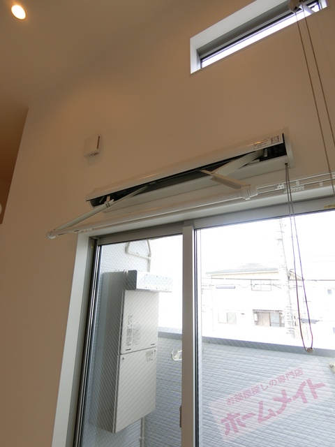 その他設備　室内物干し