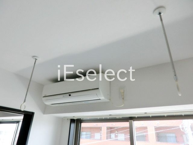 その他設備　エアコン２台完備のお部屋です。